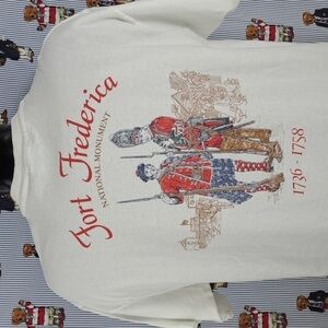 Vintage Fort Frederica St Simon Kings Court back graphic white & red XL t-shirt